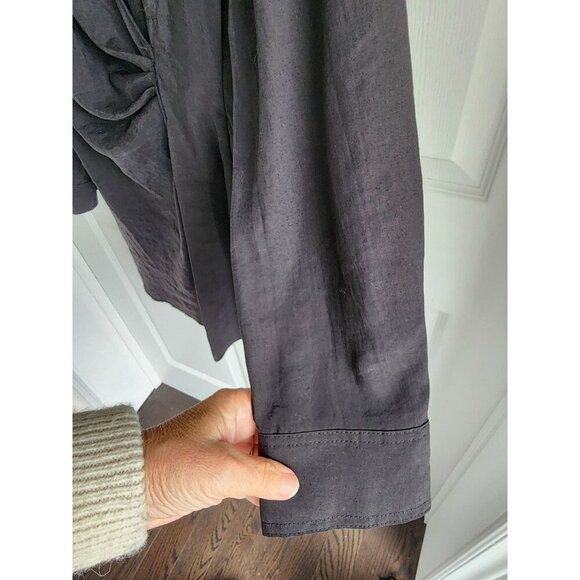 NWT. Zara Black Wrap Mini Dress with V-neckline. Size M - Picture 6 of 7